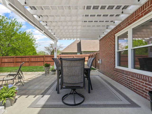 3176 S Parker Lane, New Palestine, IN 46163