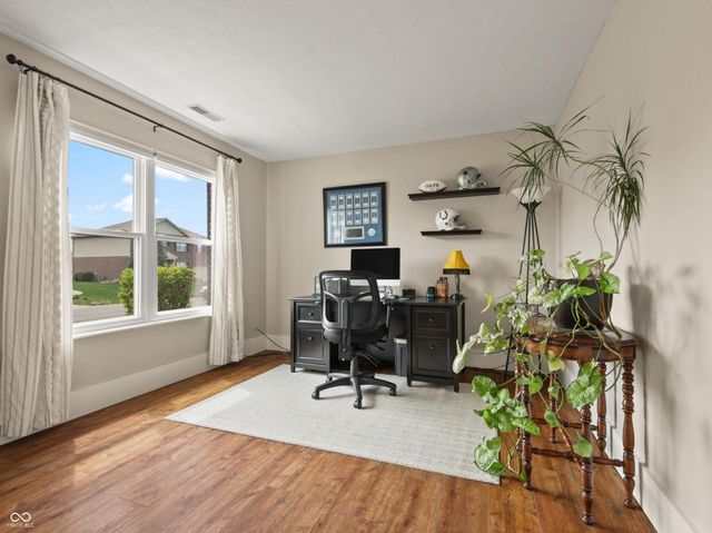 3176 S Parker Lane, New Palestine, IN 46163