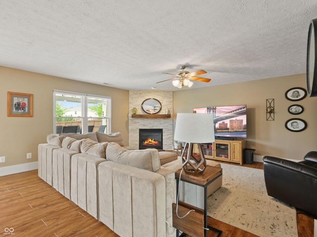 3176 S Parker Lane, New Palestine, IN 46163