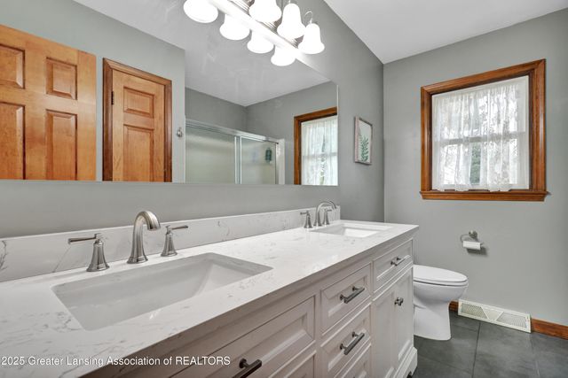 5576 Eugene Drive, Dimondale, MI 48821