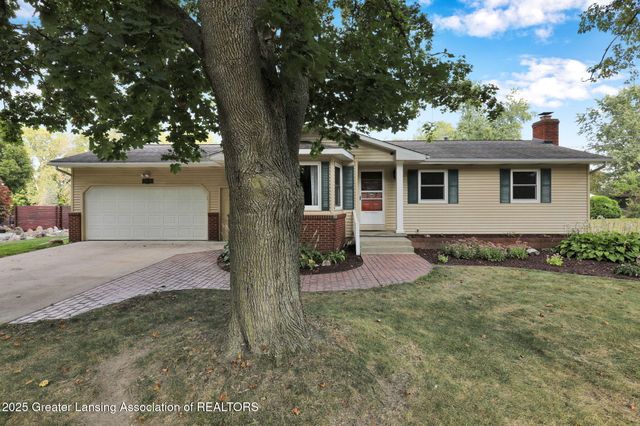 5576 Eugene Drive, Dimondale, MI 48821