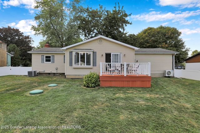 5576 Eugene Drive, Dimondale, MI 48821