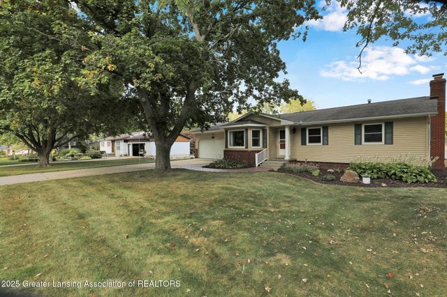 5576 Eugene Drive, Dimondale, MI 48821