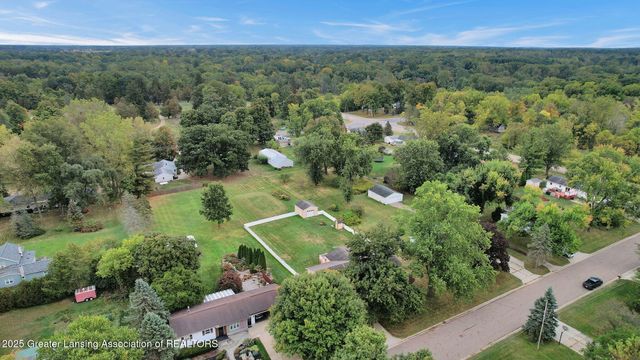 5576 Eugene Drive, Dimondale, MI 48821