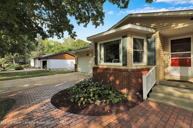 5576 Eugene Drive, Dimondale, MI 48821