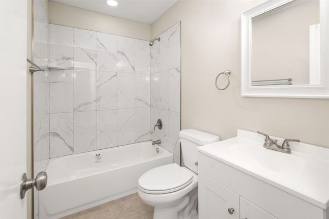 110 Meadowood Road, Enchanted Oaks, TX 75156
