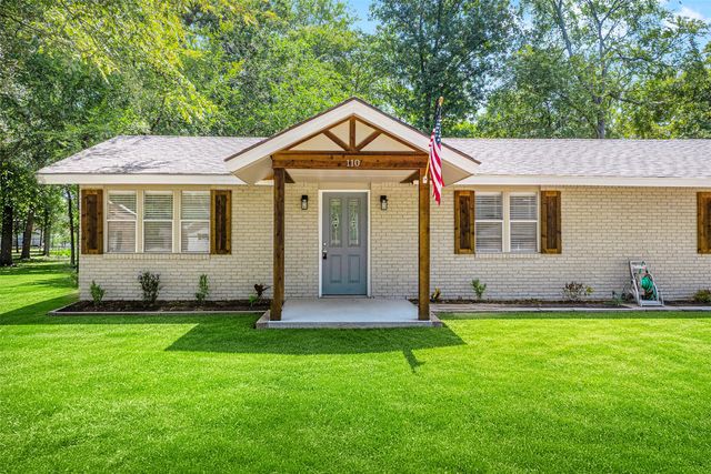 110 Meadowood Road, Enchanted Oaks, TX 75156