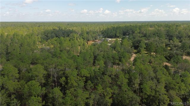 617 E Marquette Lane, Citrus Springs, FL 34434