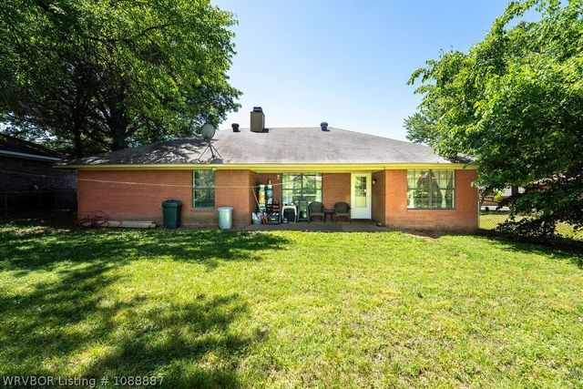 2008 Woodwind Way, Van Buren, AR 72956
