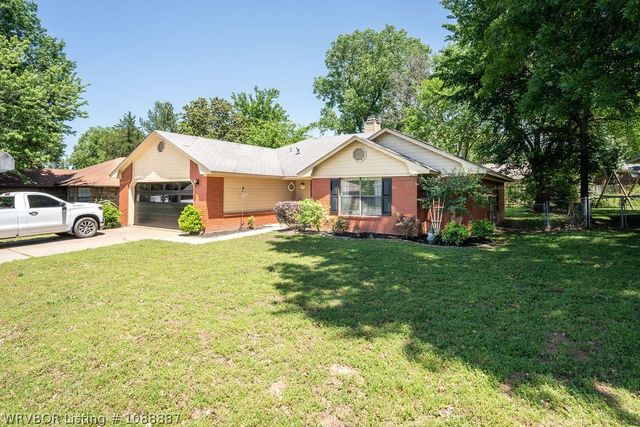2008 Woodwind Way, Van Buren, AR 72956
