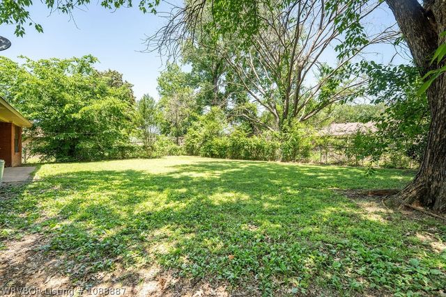 2008 Woodwind Way, Van Buren, AR 72956