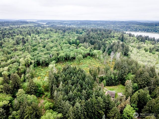 24 156th Avenue SW, Lakebay, WA 98349