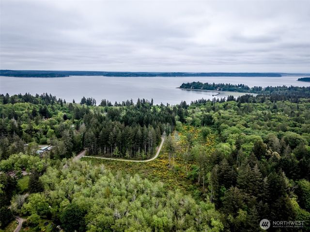 24 156th Avenue SW, Lakebay, WA 98349