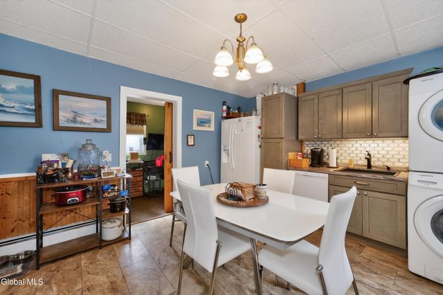 141 Second Street, Waterford, NY 12188