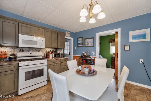 141 Second Street, Waterford, NY 12188