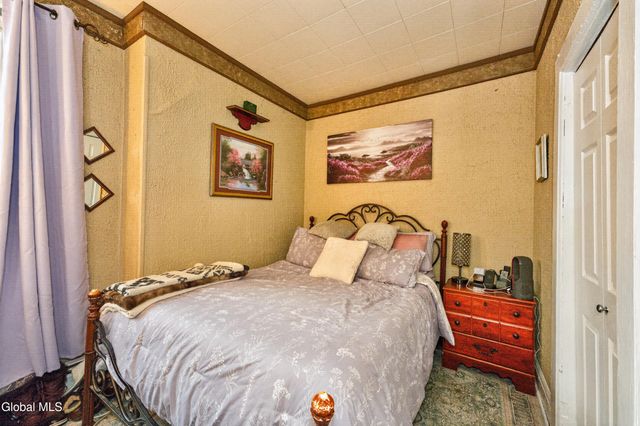 141 Second Street, Waterford, NY 12188