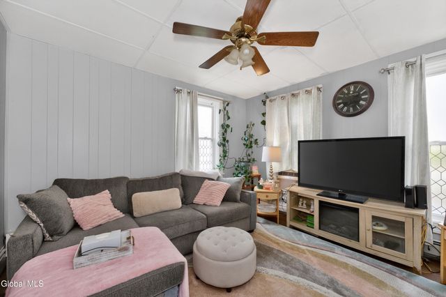 141 Second Street, Waterford, NY 12188