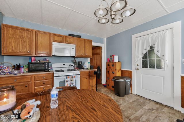141 Second Street, Waterford, NY 12188