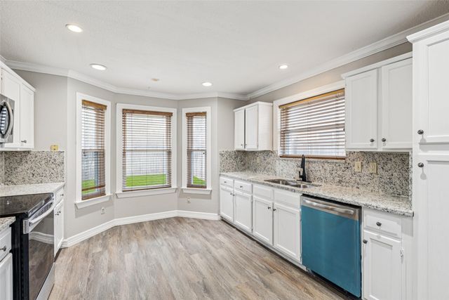 1206 Hanover Drive, Euless, TX 76040