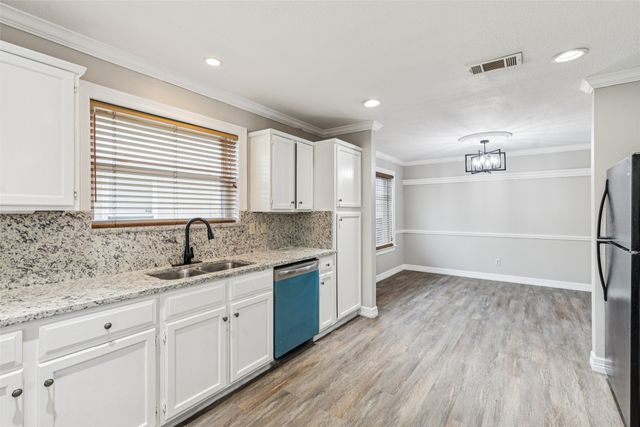 1206 Hanover Drive, Euless, TX 76040