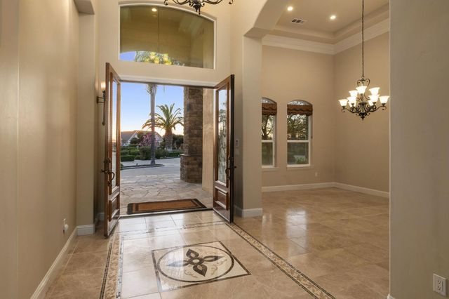 11116 E Dayton Avenue, Sanger, CA 93657