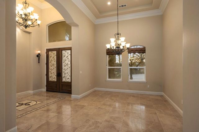 11116 E Dayton Avenue, Sanger, CA 93657