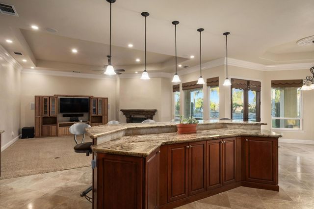 11116 E Dayton Avenue, Sanger, CA 93657