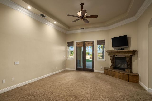 11116 E Dayton Avenue, Sanger, CA 93657