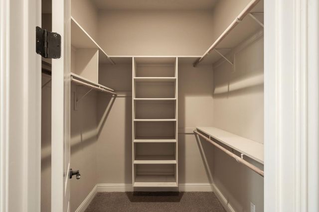 11116 E Dayton Avenue, Sanger, CA 93657