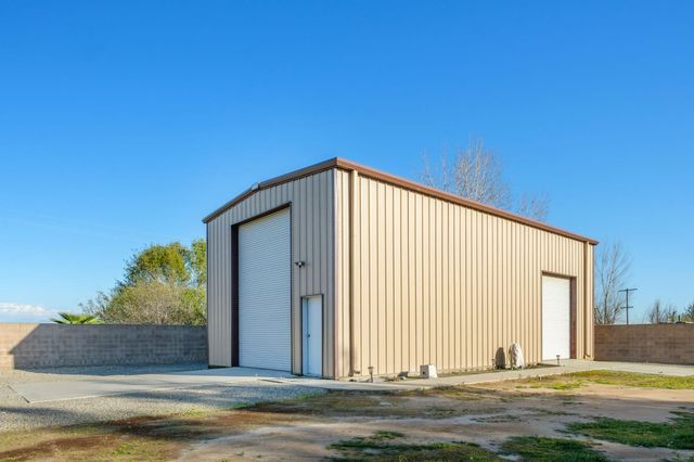 11116 E Dayton Avenue, Sanger, CA 93657