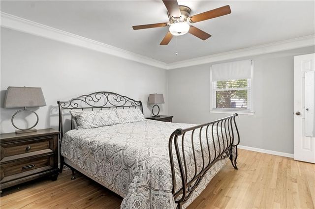 9959 Ballentine Street, Overland Park, KS 66214