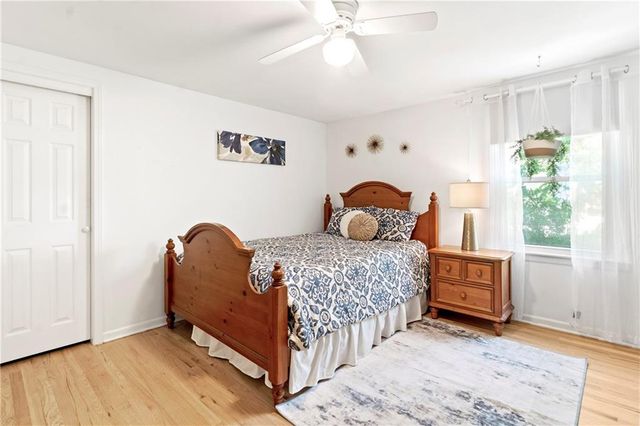 9959 Ballentine Street, Overland Park, KS 66214