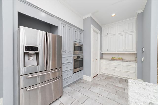 16114 Lafone Drive, Spring, TX 77379