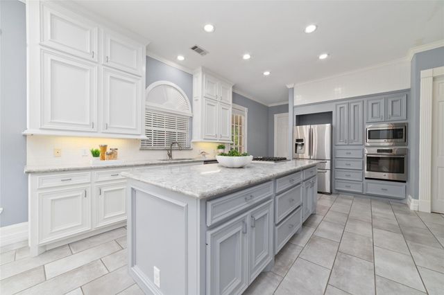 16114 Lafone Drive, Spring, TX 77379