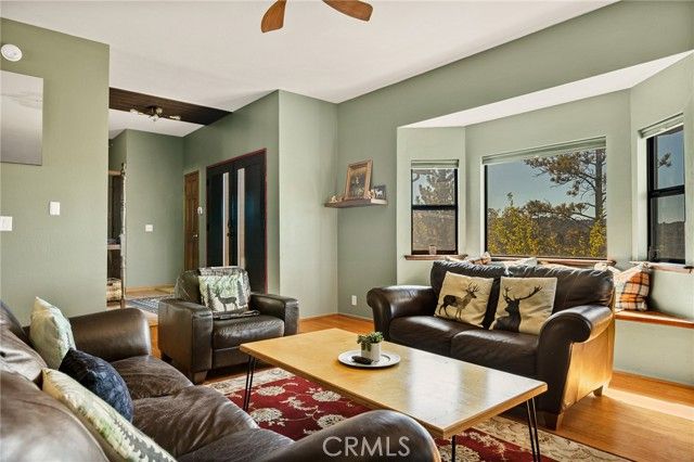 27808 Alpen, Lake Arrowhead, CA 92352