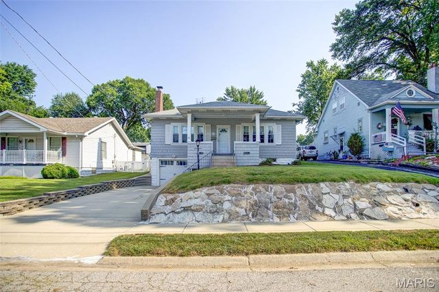 3614 Berkeley Avenue, Alton, IL 62002