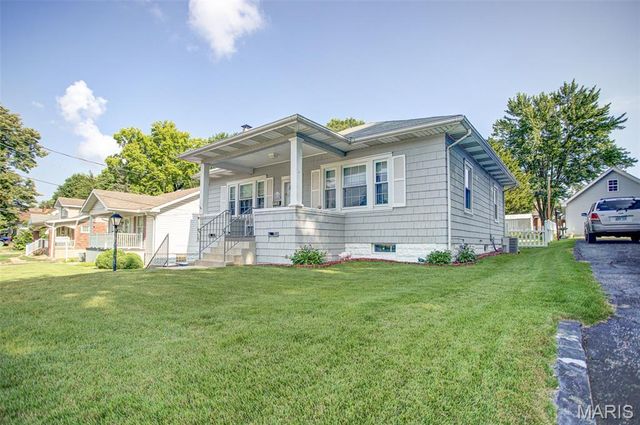 3614 Berkeley Avenue, Alton, IL 62002