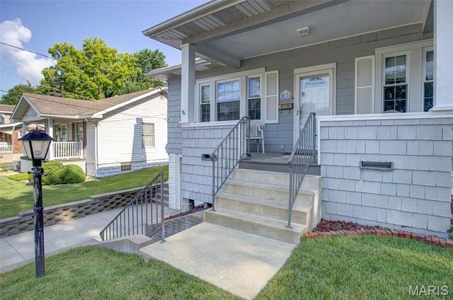 3614 Berkeley Avenue, Alton, IL 62002