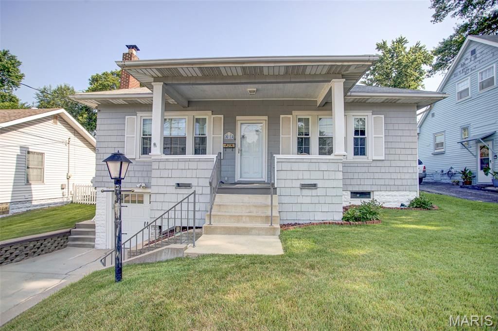 3614 Berkeley Avenue, Alton, IL 62002