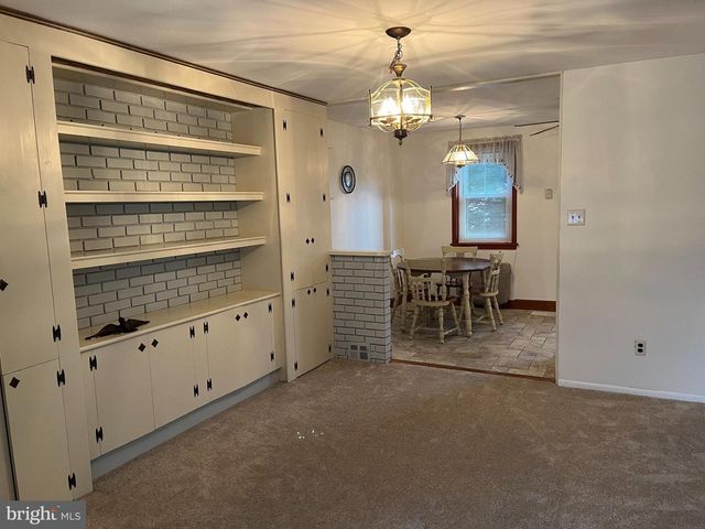 3584 DOWS RD, Philadelphia, PA 19154