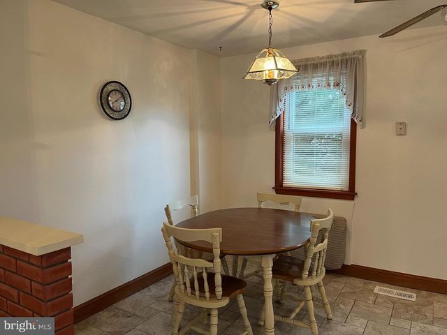 3584 DOWS RD, Philadelphia, PA 19154