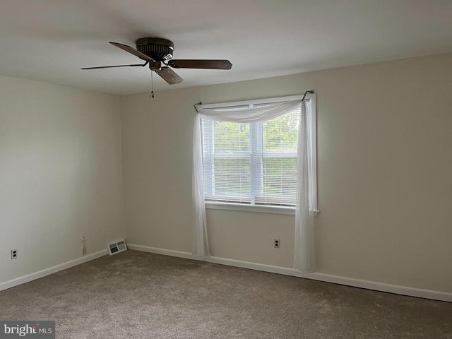 3584 DOWS RD, Philadelphia, PA 19154