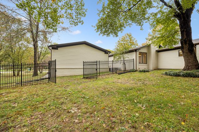 1412 Knox Valley Dr, Brentwood, TN 37027