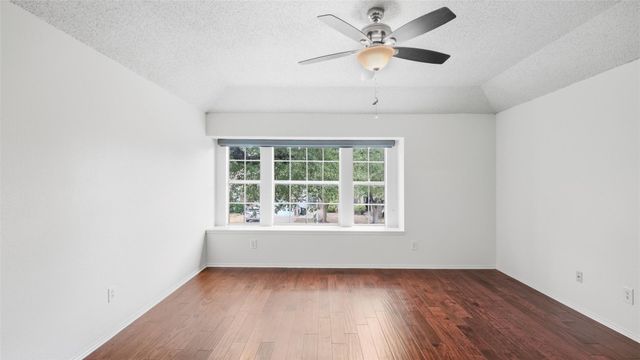 7201 Boniface LN, Austin, TX 78729
