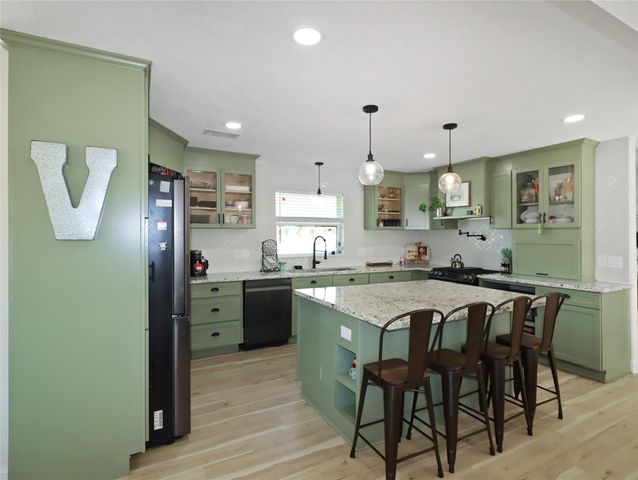 4219 Frost Street, Santa Fe, TX 77517