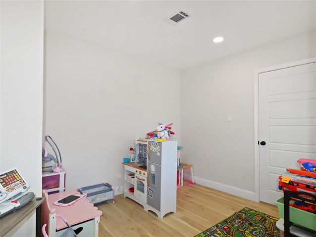 4219 Frost Street, Santa Fe, TX 77517