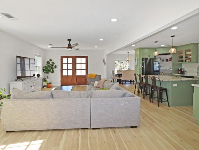 4219 Frost Street, Santa Fe, TX 77517