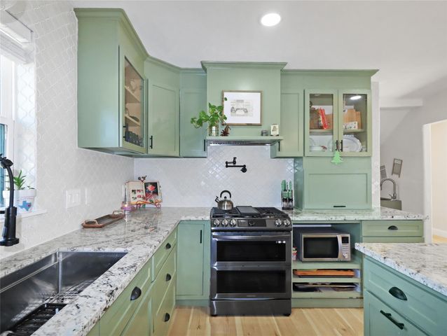 4219 Frost Street, Santa Fe, TX 77517