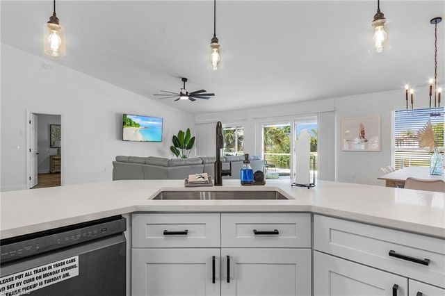 4134 SW 17th AVE, Cape Coral, FL 33914