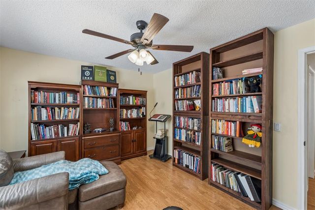 850 Cardinal Creek Boulevard A, Norman, OK 73072